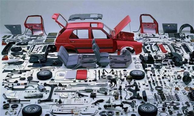 汽車配件質(zhì)量參差不齊！原廠件和副廠件應(yīng)該怎么選？深入解讀汽車零部件及配件制造